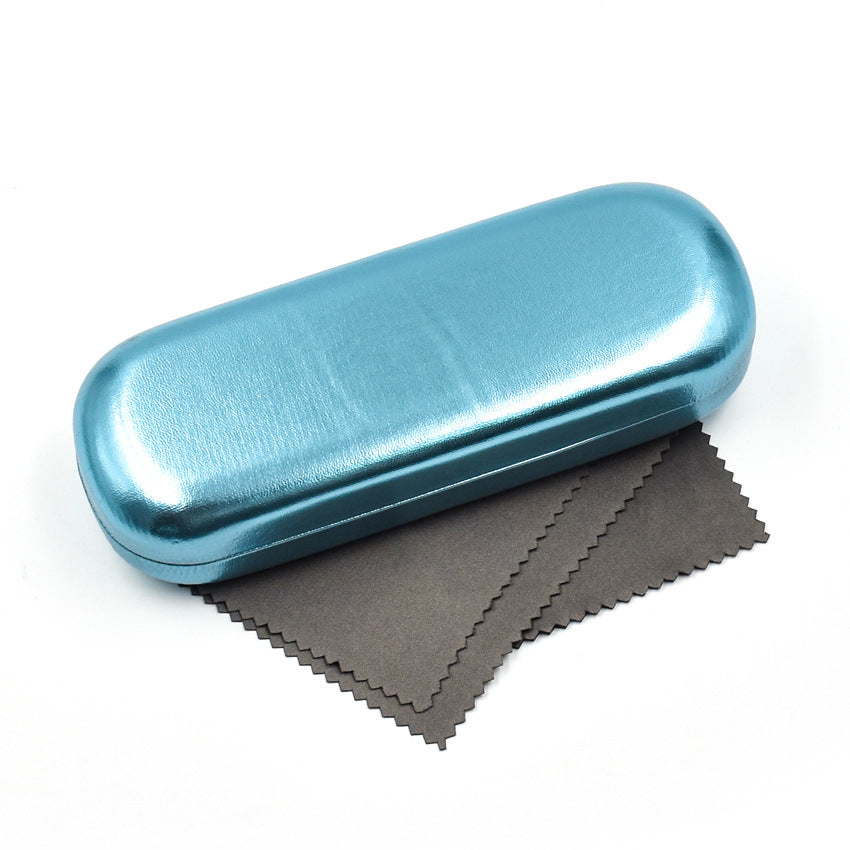 Hard-Shell Eyewear Case with Two Cleaning Cloths