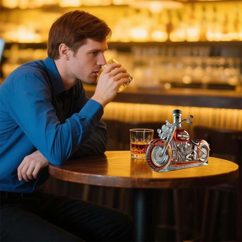 Limited Edition Harley Whisky Bottle - 700 ml, Durable Glass, Collectible, view 4