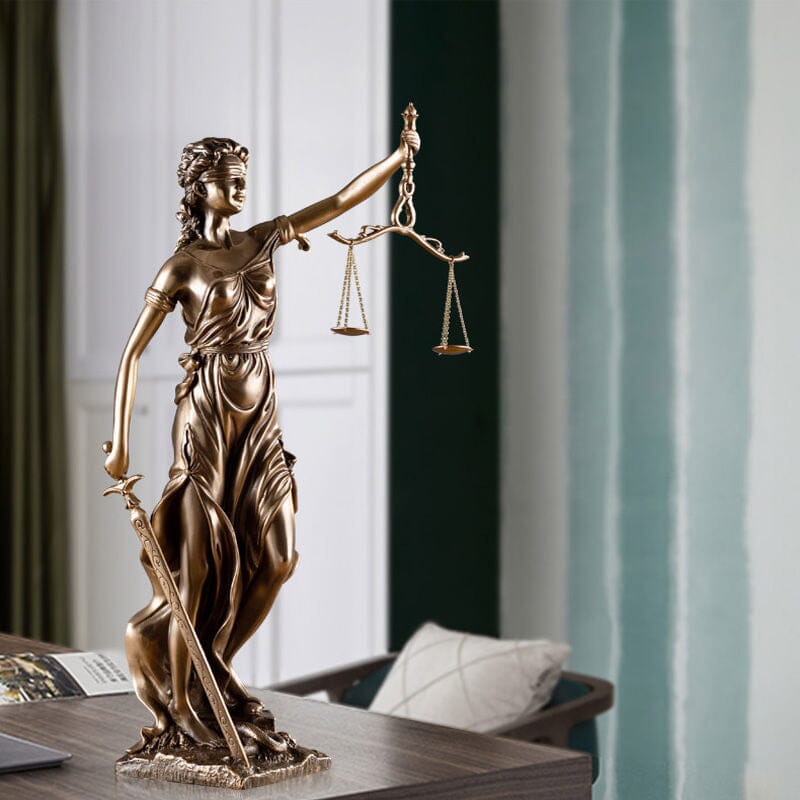 Goddess of Justice Decoration Statue - Resin, 30 cm, European Style