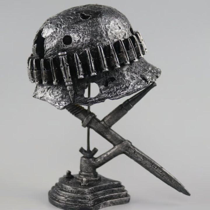 Vintage Steel Helmet Table Lamp - LED 3D Flame Effect, USB Powered