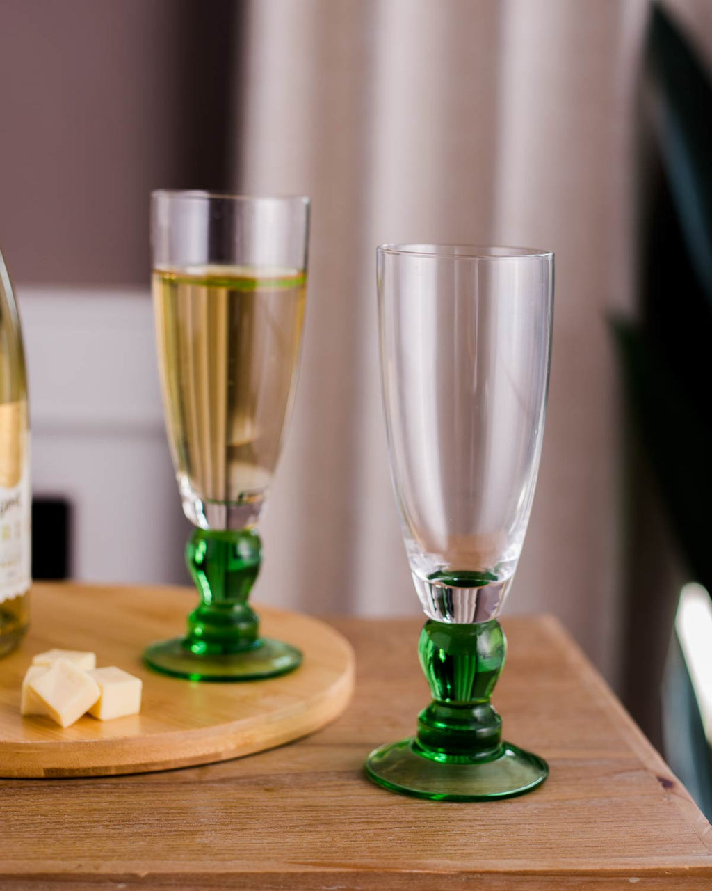 Swirl Green Champagne Flute Glasses - Set of 6, 21 cm Tall