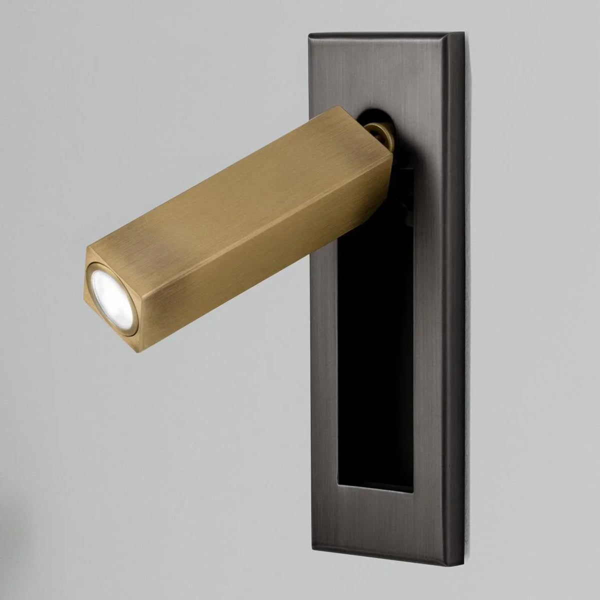 Hugo Mount Sconce-Welvere