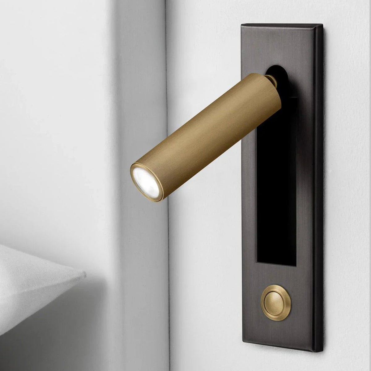 Hugo Mount Sconce-Welvere