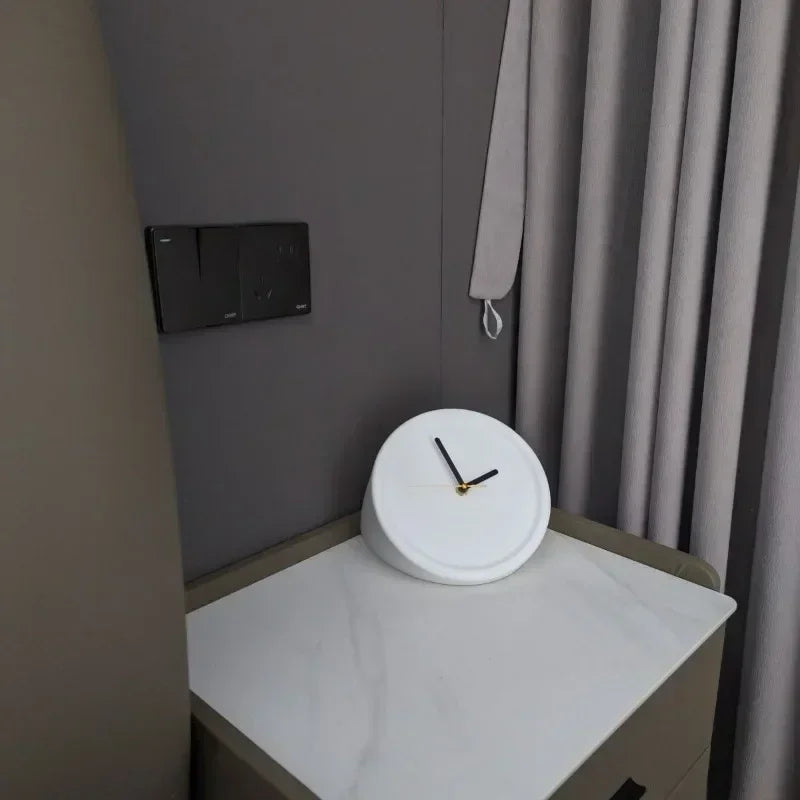 Ivare Livine Clock-Welvere