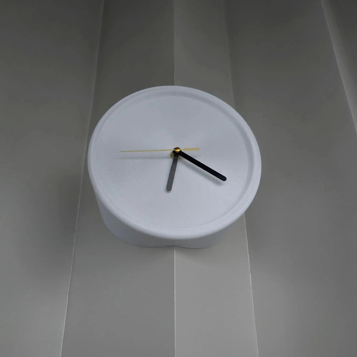 Ivare Livine Clock-Welvere