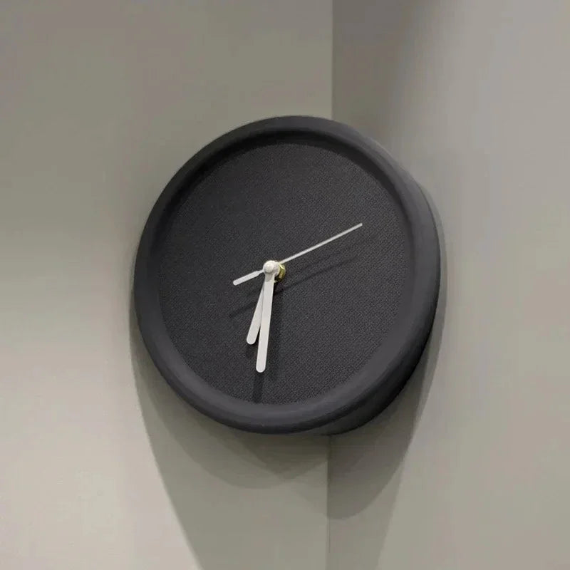 Ivare Livine Clock-Welvere