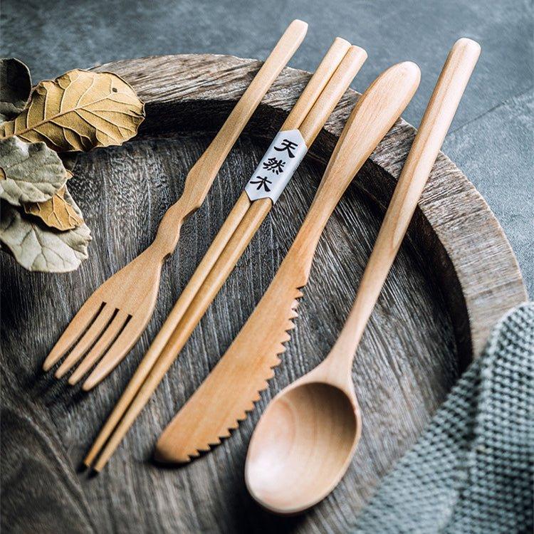 Japanese-Style Natural Wood Utensil Set with Fabric Case
