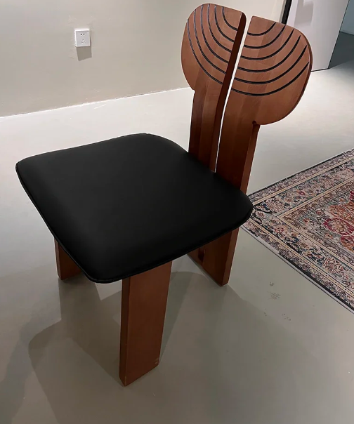 Jarlen Chair-Welvere