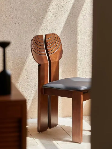 Jarlen Chair-Welvere