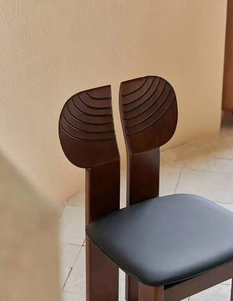 Jarlen Chair-Welvere