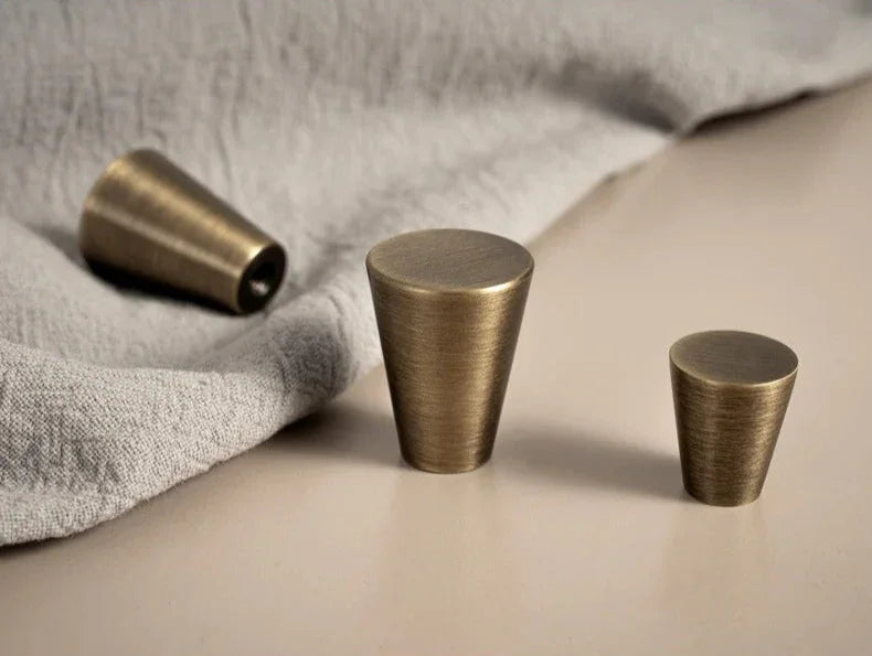 Juleo Handles and Knobs-Welvere