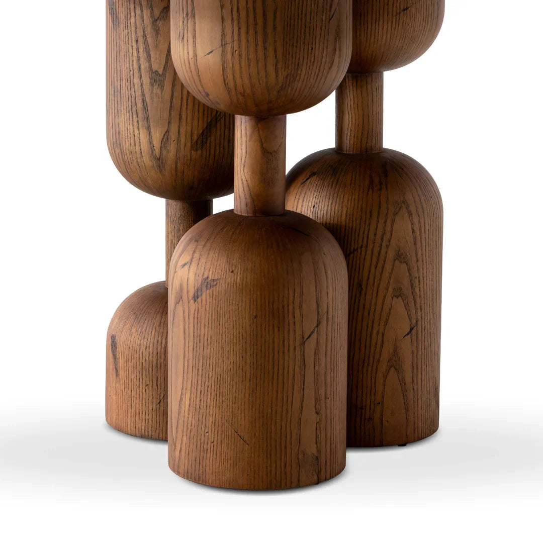 Julia Table-Welvere