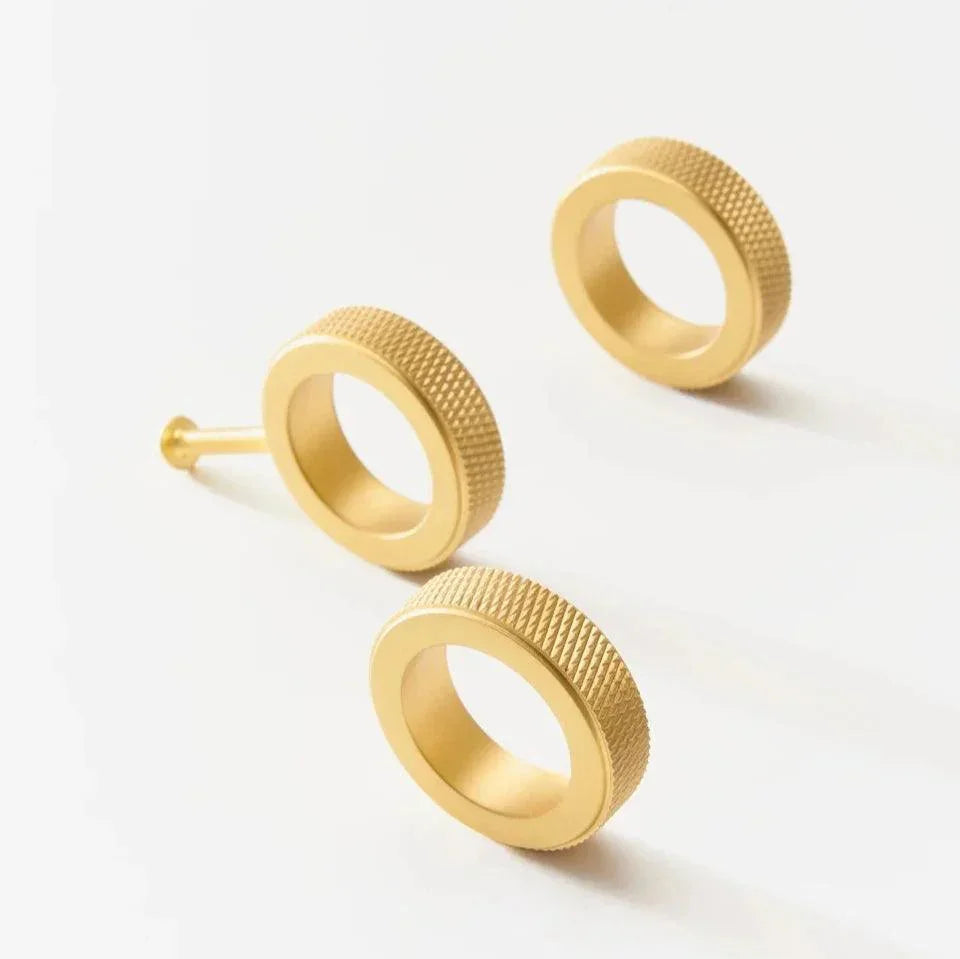 Julisse Knurled Ring Cabinet Knobs-Welvere