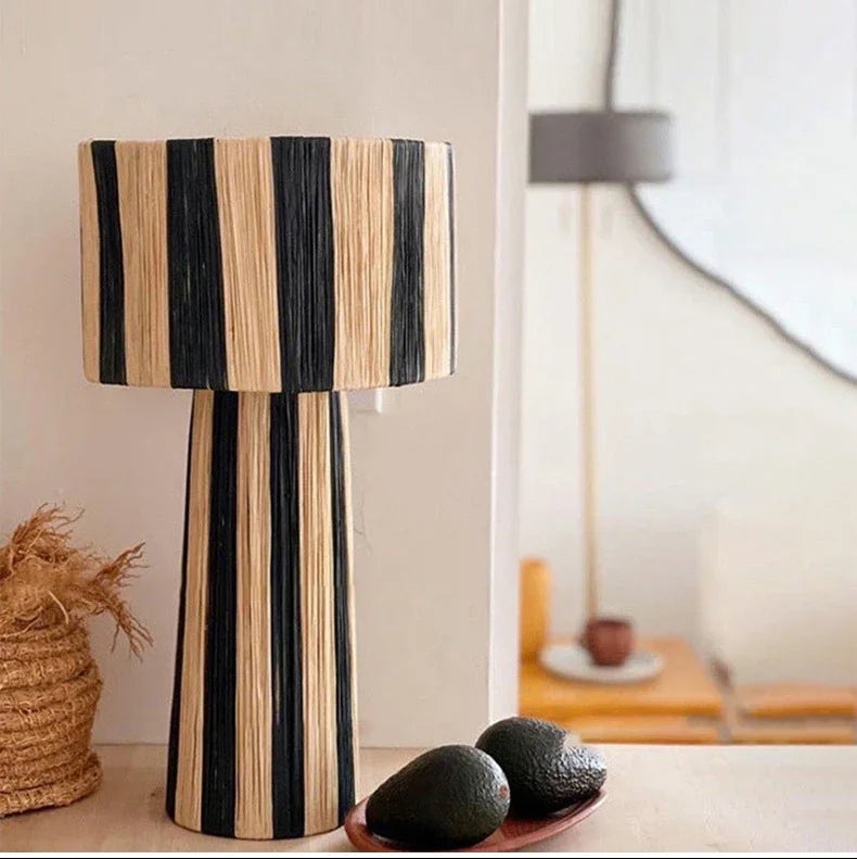 Leifis Lanta Table Lamps-Welvere