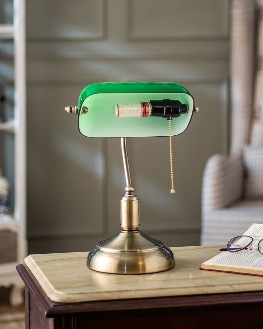 Classic Banker Desk Lamp - Brass Base, Emerald Glass Shade, 36 cm, view 12