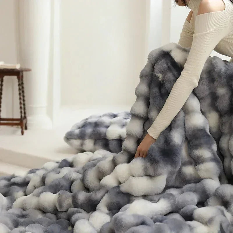 Linen Montero Fur Blanket-Welvere