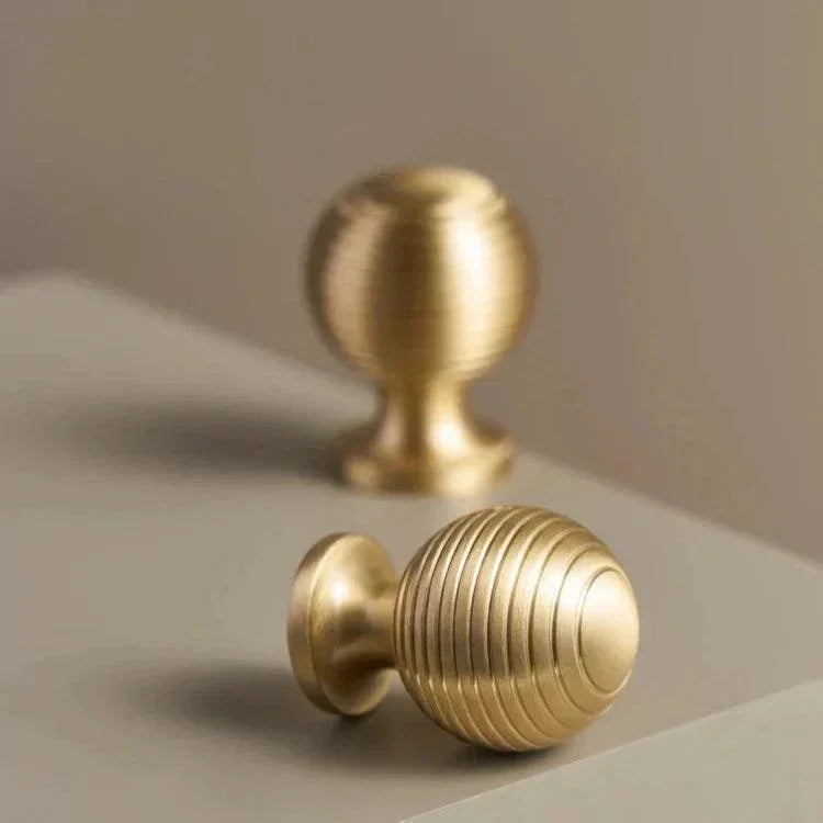 Liveo Alva Knobs-Welvere