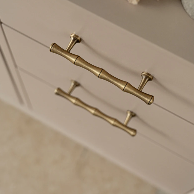 Marana Solid Alva Cabinet Handle-Welvere