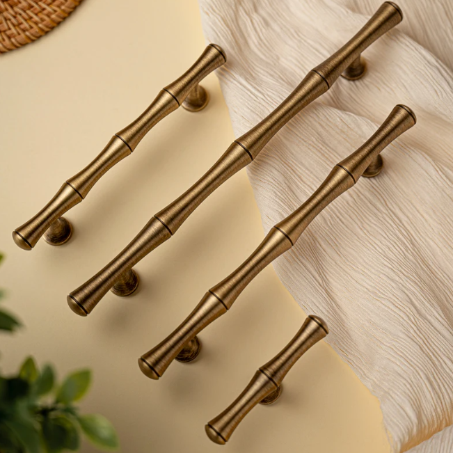 Marana Solid Alva Cabinet Handle-Welvere