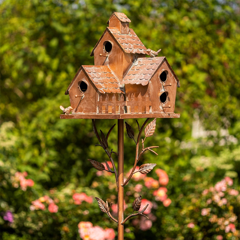 Metal Birdhouse Garden Stakes, Distressed Outdoor Décor, 10 × 10 × 20 cm