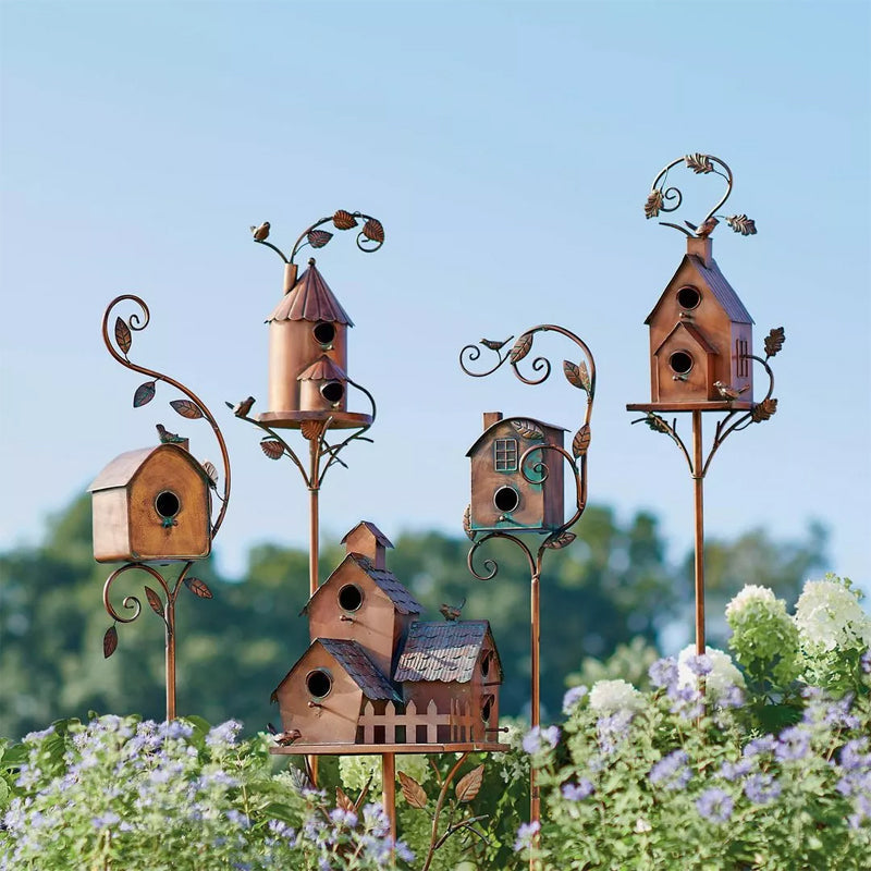 Metal Birdhouse Garden Stakes, Distressed Outdoor Décor, 10 × 10 × 20 cm