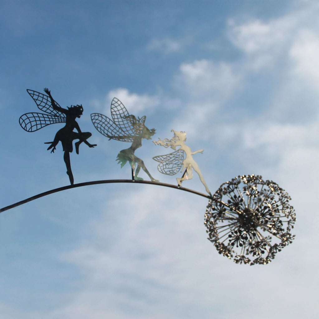 Metal Fairy Garden Sculpture with Dandelion Design