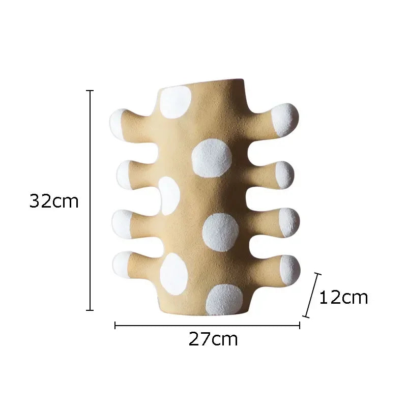 Milo Resin Vase-Welvere