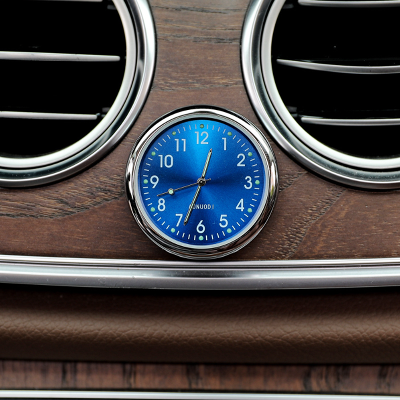 Mini Car Clock with Luminous Hands and Digital Readout, 4*4cm