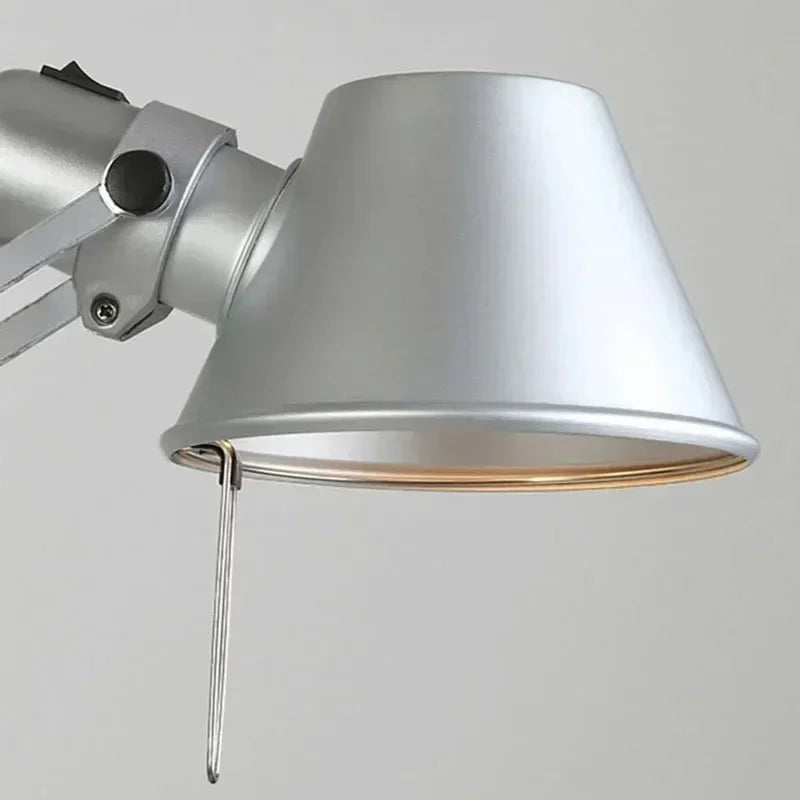 Mistmere Adjustable Livine Light-Welvere