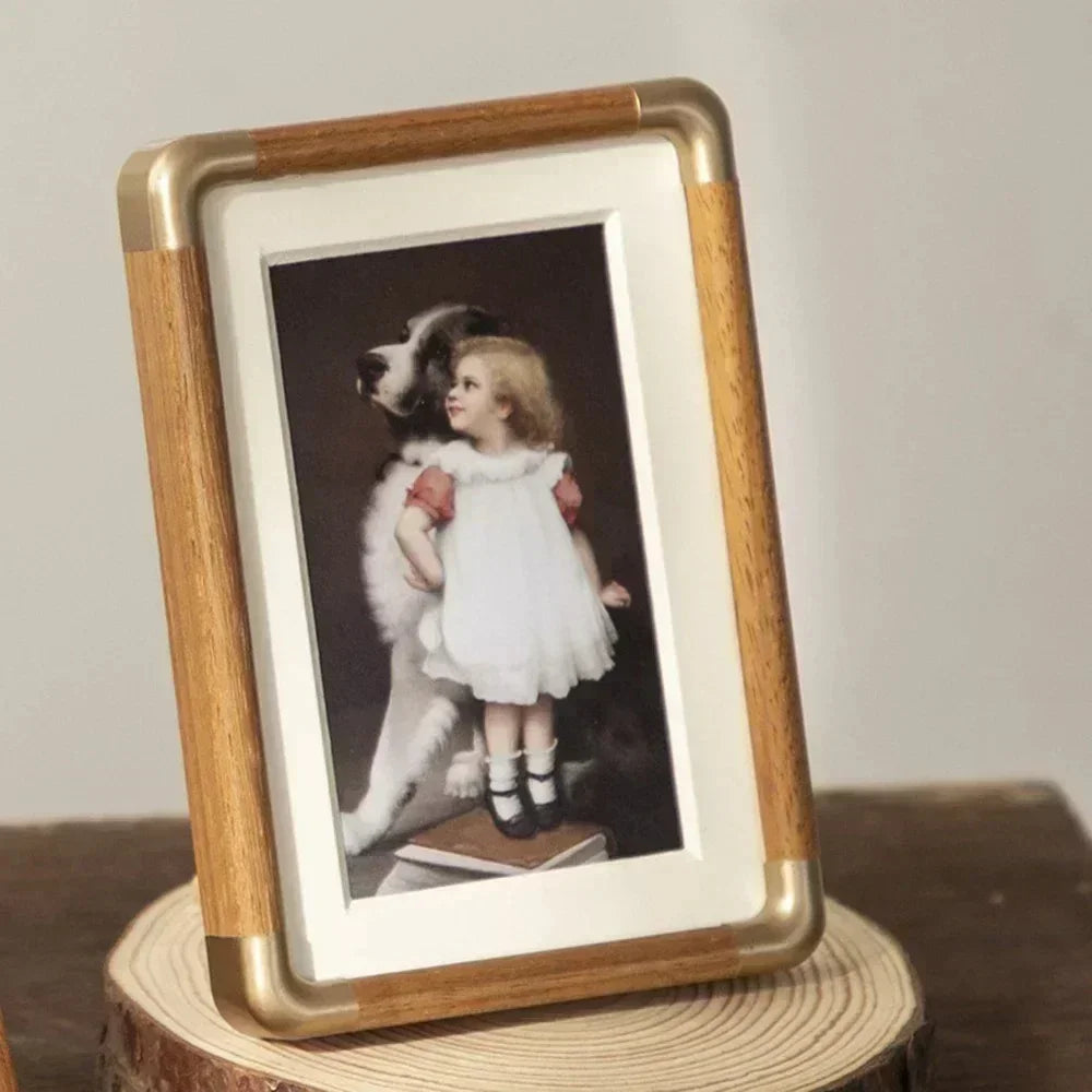 Mossridge Tabletop Photo Frame-Welvere