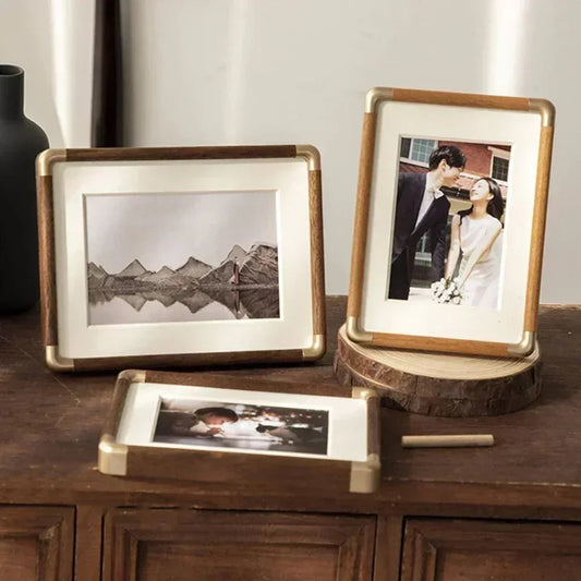 Mossridge Tabletop Photo Frame-Welvere