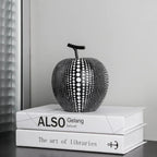 Nido Apple Sculpture-Welvere