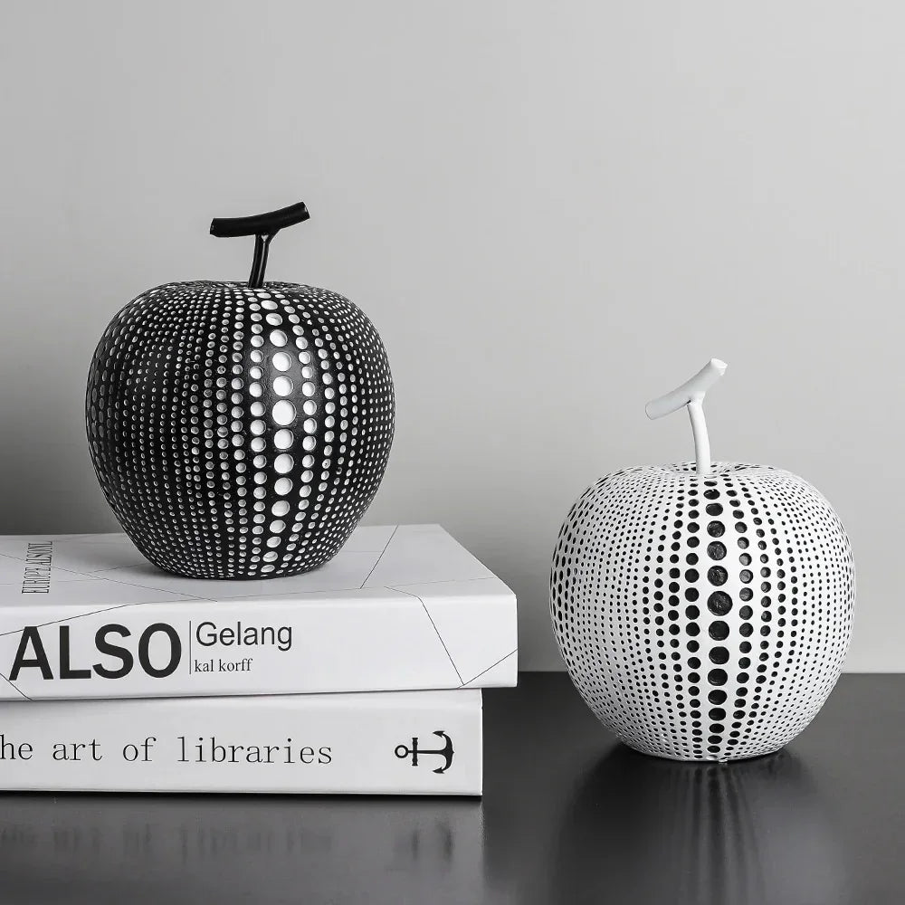 Nido Apple Sculpture-Welvere