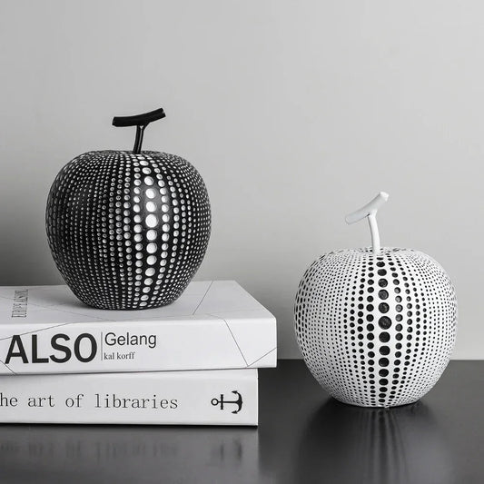 Nido Apple Sculpture-Welvere