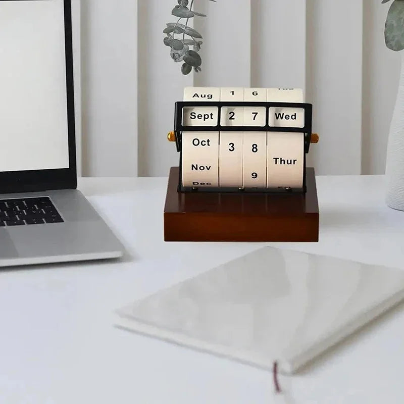 Novavia Desk Calendar-Welvere