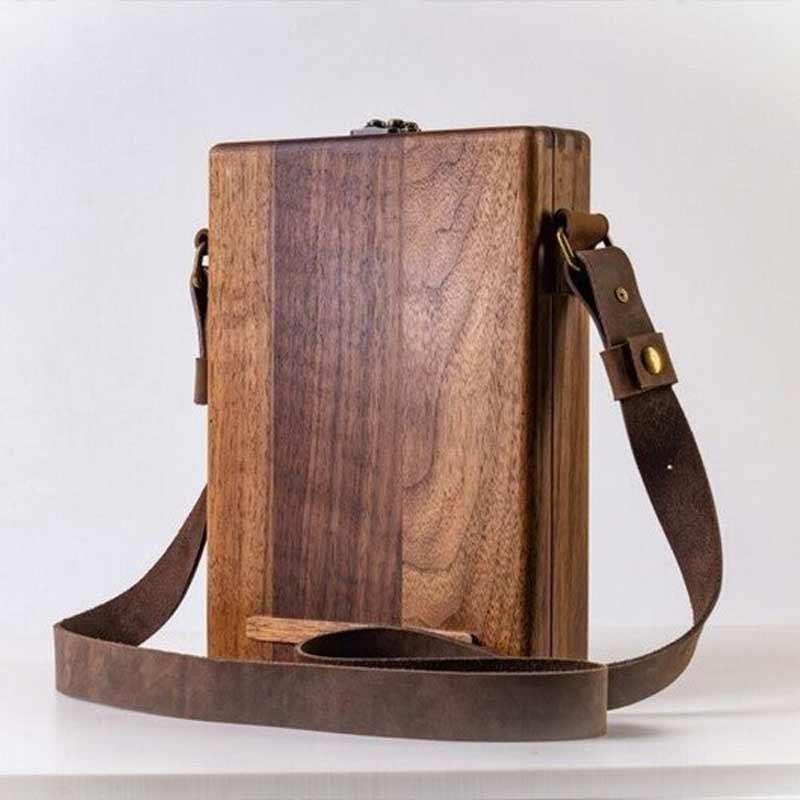 Writers Messenger Wooden Box A5 - Walnut, 22x15x6cm