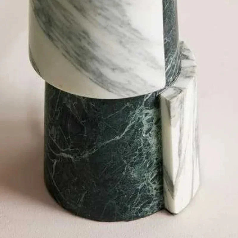 Olavar Valeford Table Lamp-Welvere