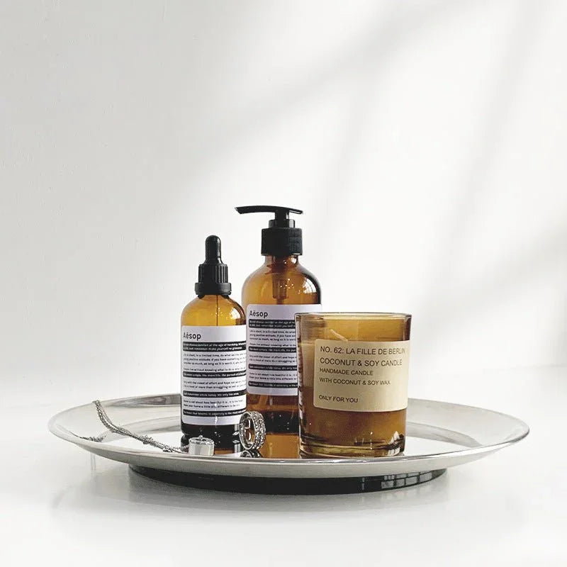 Oretta Tray-Welvere