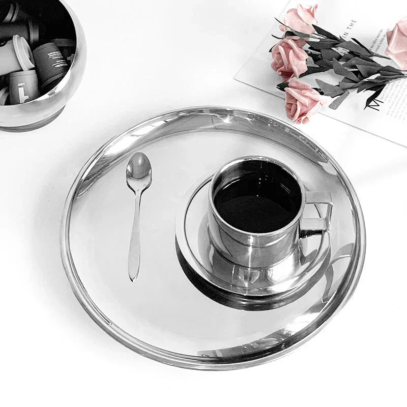 Oretta Tray-Welvere