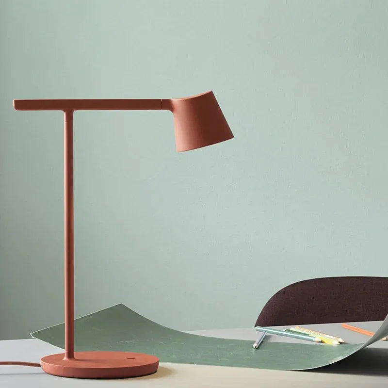 Oro Desk Lamp-Welvere