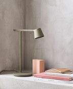 Oro Desk Lamp-Welvere