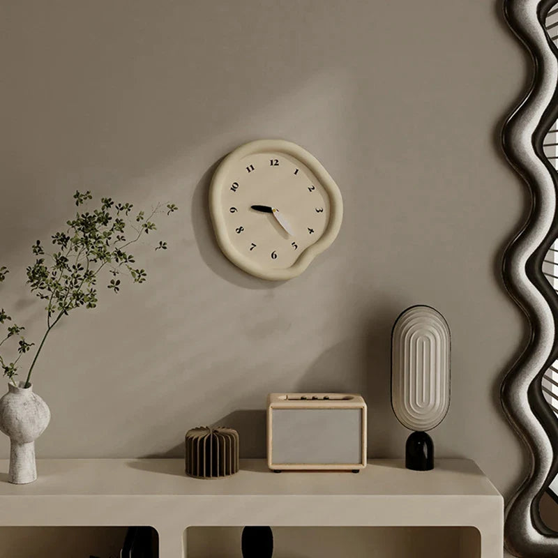 Peakcliff Livine Clock-Welvere