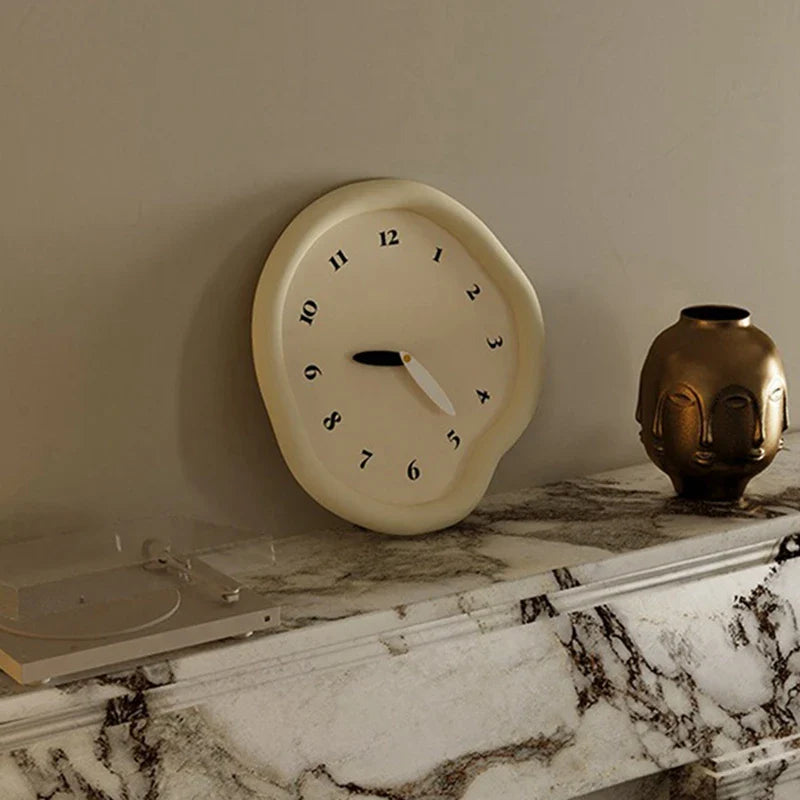 Peakcliff Livine Clock-Welvere