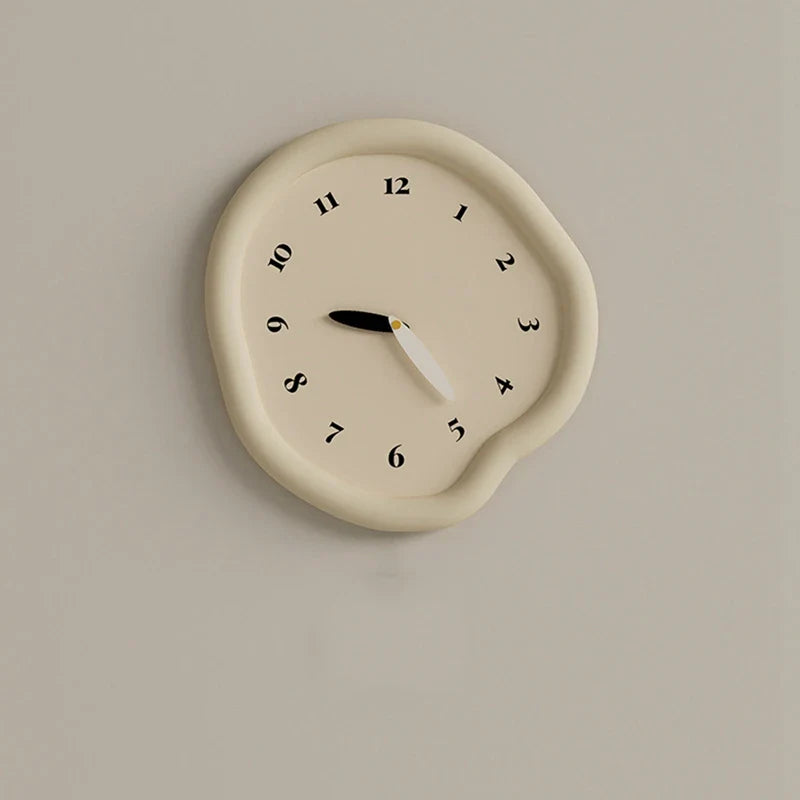 Peakcliff Livine Clock-Welvere