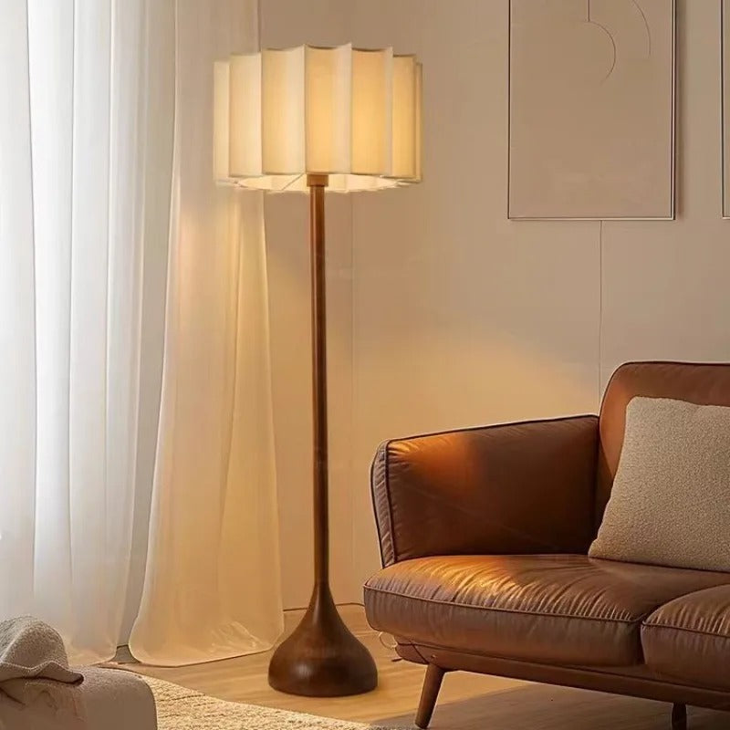 Peakmont Floor Lamp-Welvere