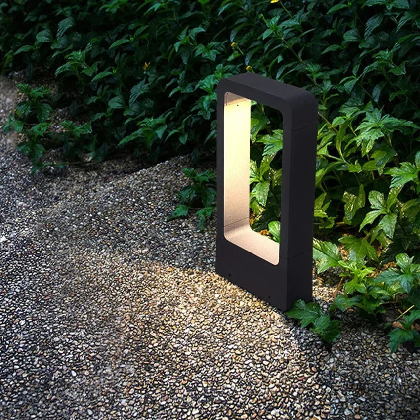 Peakridge LED Garden Light-Welvere