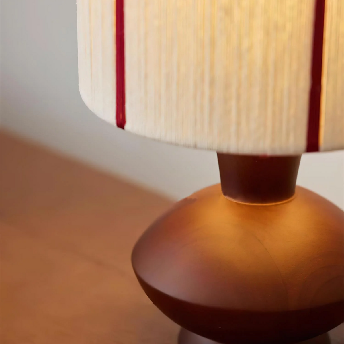 Pineford Table Lamp-Welvere