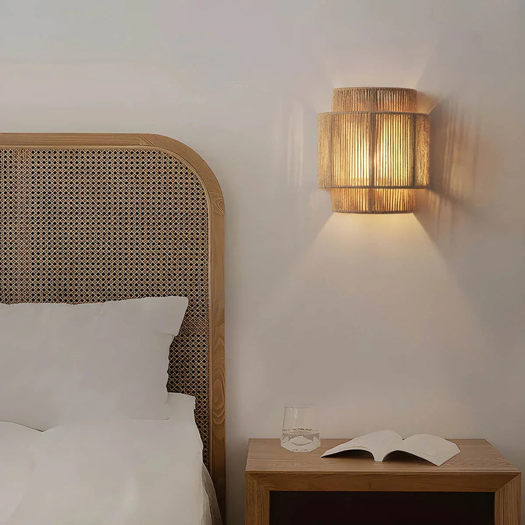 Pinemont Livine Lamp-Welvere