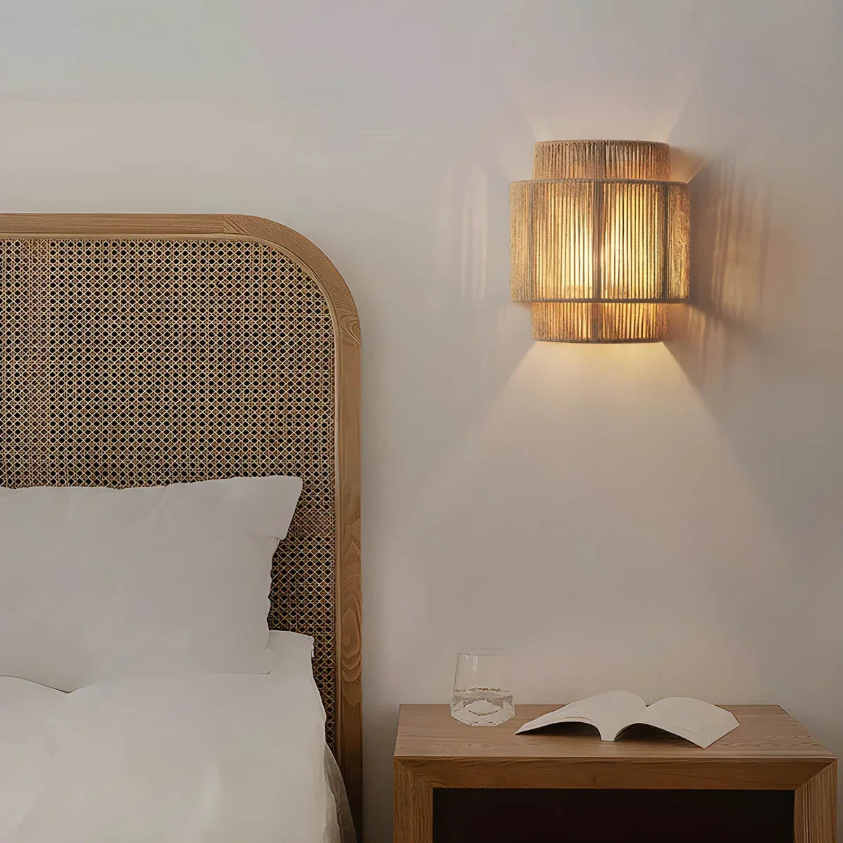 Pinemont Livine Lamp-Welvere