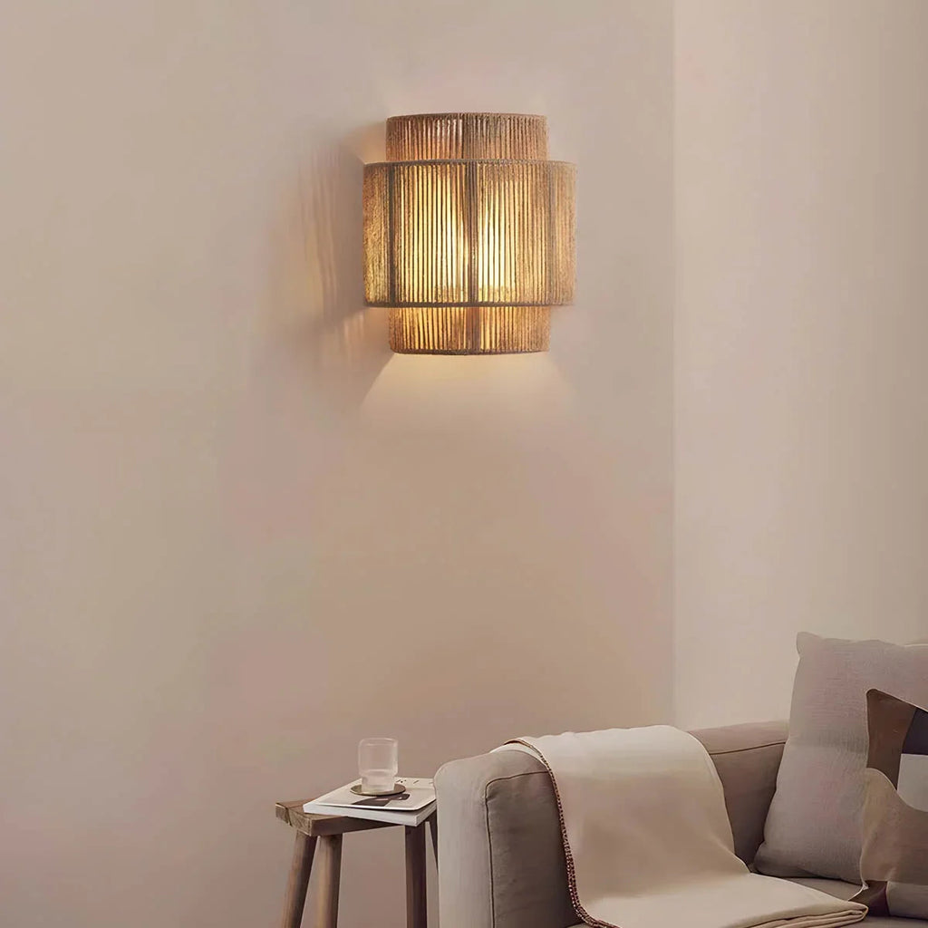 Pinemont Livine Lamp-Welvere